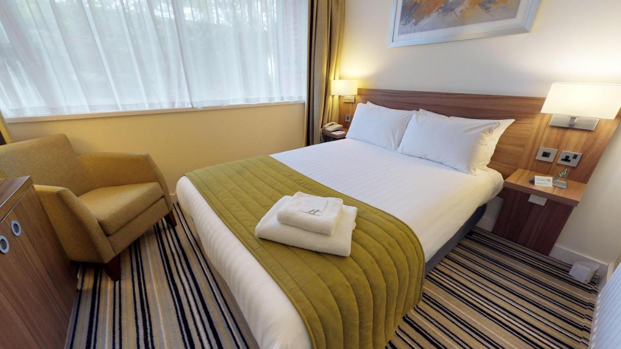 Holiday Inn Runcorn M56 Junction 12 By Ihg Ngoại thất bức ảnh