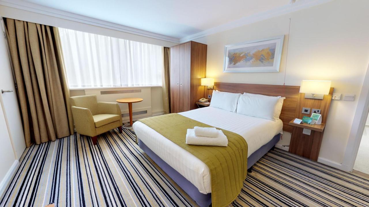 Holiday Inn Runcorn M56 Junction 12 By Ihg Ngoại thất bức ảnh