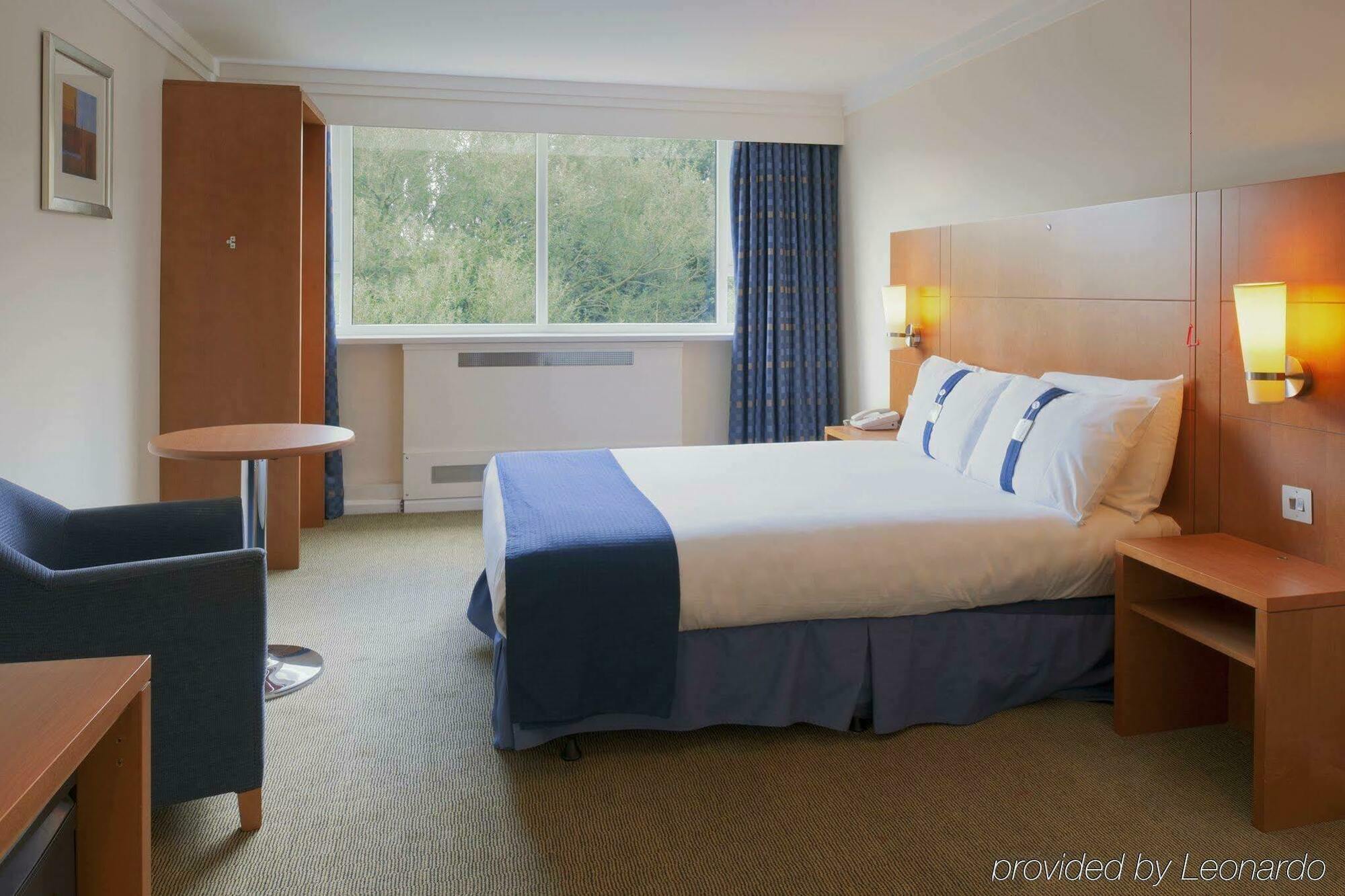 Holiday Inn Runcorn M56 Junction 12 By Ihg Ngoại thất bức ảnh